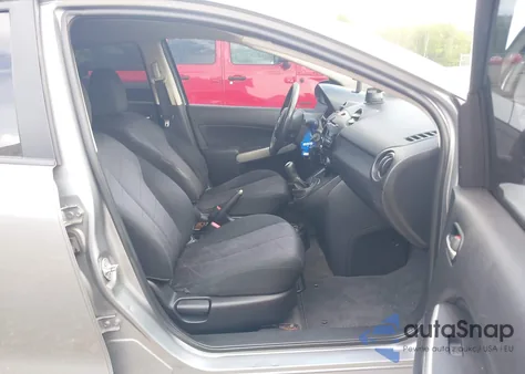 2013 Mazda Mazda2 Sport из США, поврежденный, VIN JM1DE1KZ1D0159846